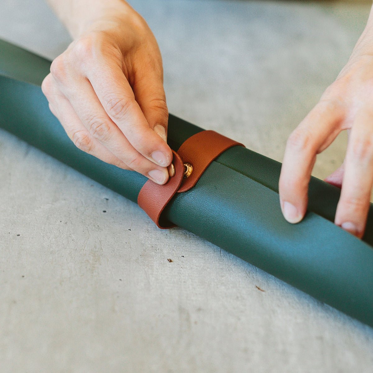 Repotting mat