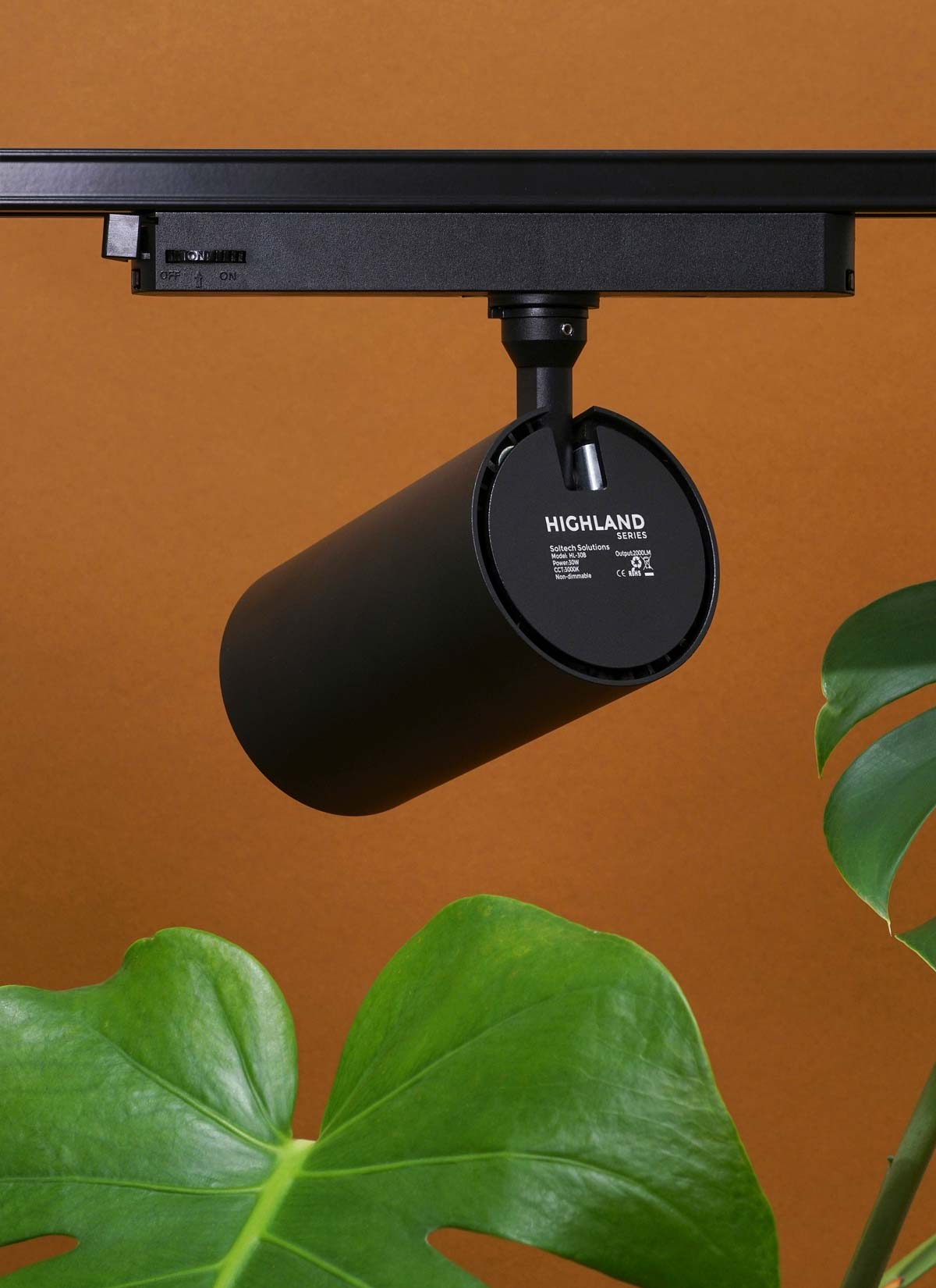 Highland™ LED Track Light System-17